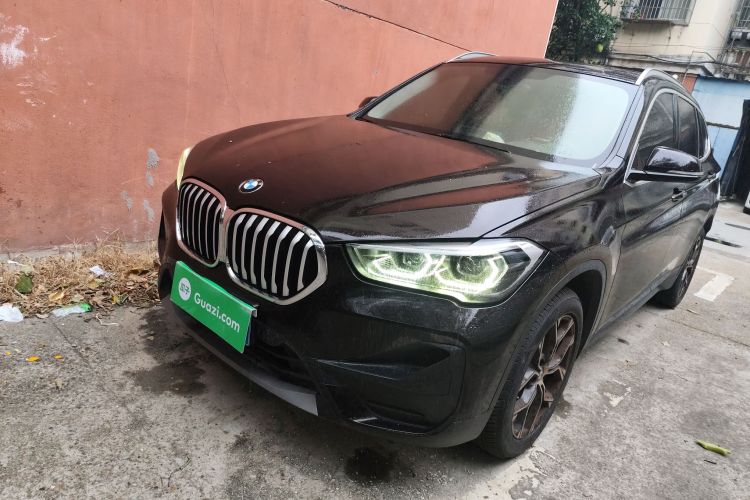 宝马X1 2020款 sDrive25Li 领先型车身外观1