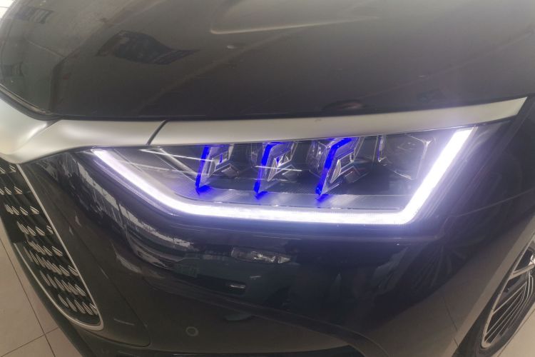 比亚迪 汉 2022款 DM-i 121KM 尊享型局部细节36