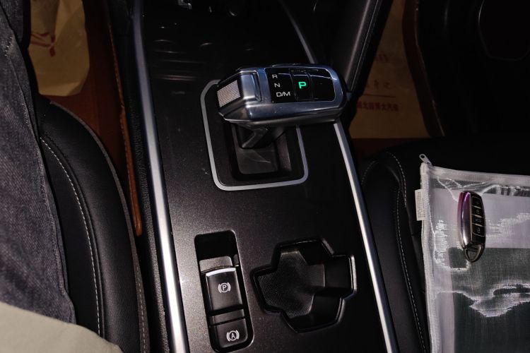 哈弗H6 2021款 运动版 1.5T 自动精英智联型 六边形格栅中控内饰18