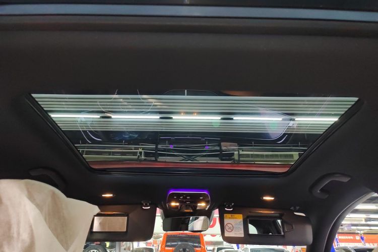 奔驰E级 2025款 改款 E 300 L 豪华型局部细节22