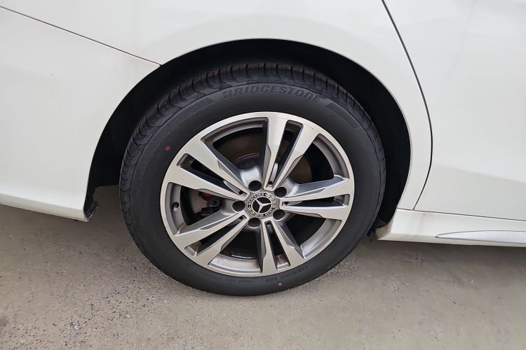 奔驰C级 2017款 改款 C 200 L 运动版车身外观6008