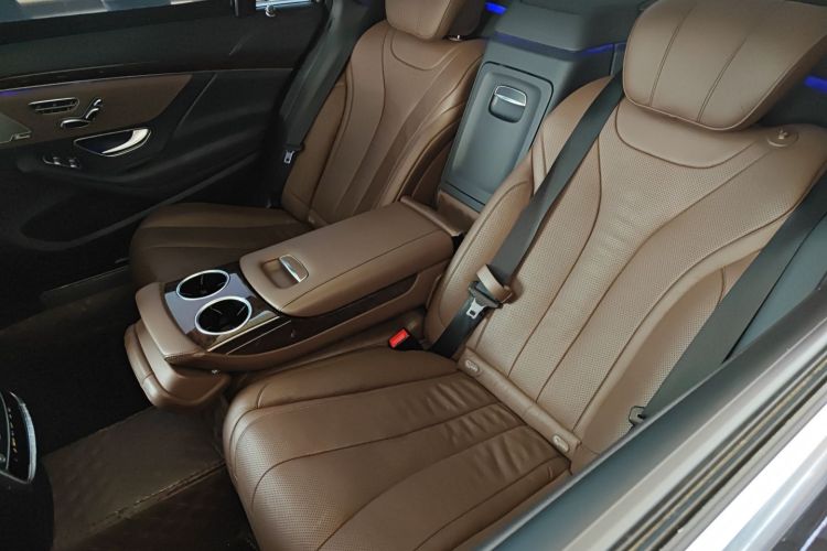 奔驰S级 2017款 S 320 L 商务型中控内饰21