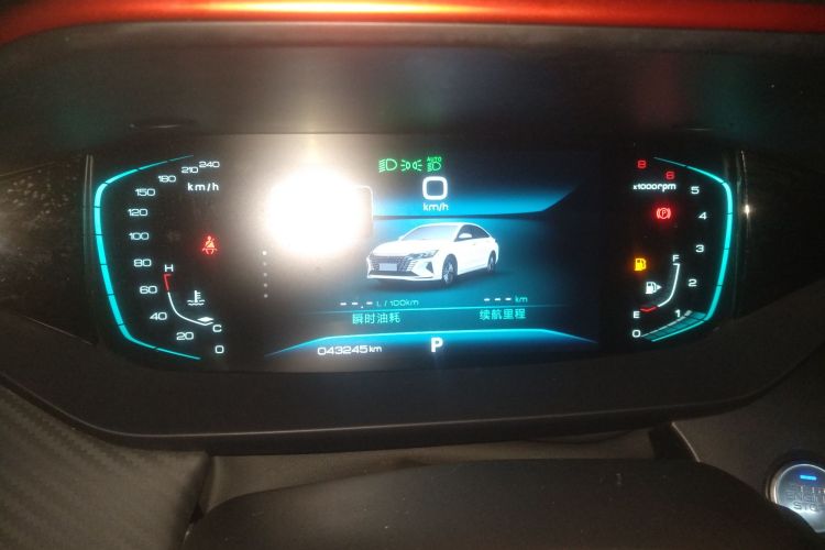 东风风神 奕炫MAX 2021款 1.5T 超炫潮爸版中控内饰14