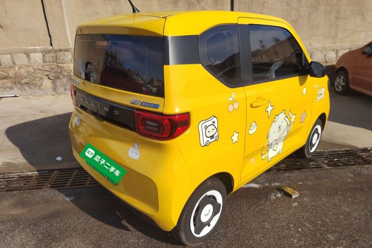 五菱汽车 宏光MINIEV 2021款 马卡龙臻享款 三元锂车身外观7