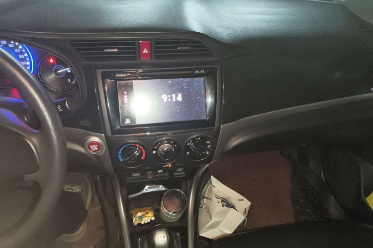 本田 凌派 2015款 1.8L 手动豪华版中控内饰16