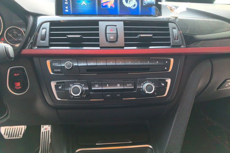 宝马3系 2013款 316i 运动设计套装局部细节16