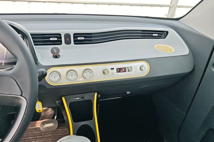 五菱汽车 宏光MINIEV 2022款 马卡龙臻享款 三元锂中控内饰16