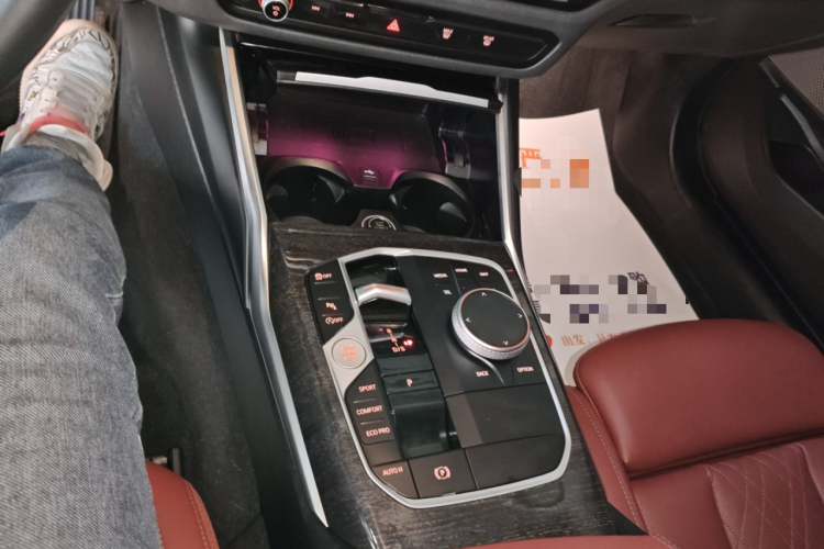 宝马3系 2024款 325Li M运动套装中控内饰18