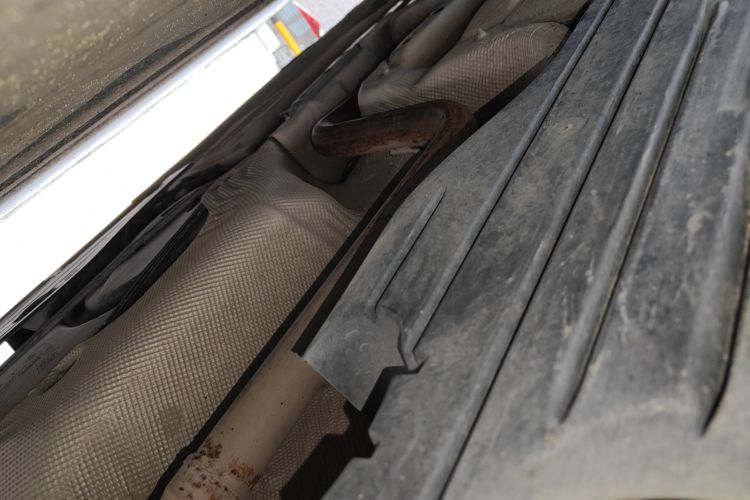 福特 福克斯 2015款 三厢 1.6L 自动风尚型局部细节9003