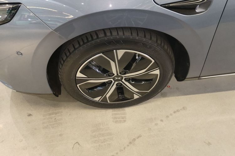 小鹏P5 2021款 460E车身外观6007