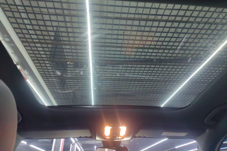 奔驰GLB 2023款 GLB 220 时尚型局部细节22