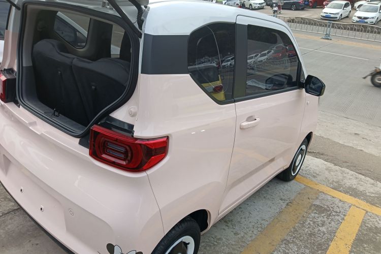 五菱汽车 宏光MINIEV 2021款 马卡龙时尚款 三元锂车身外观7