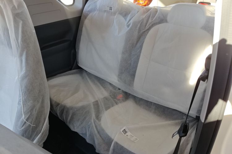 吉利银河 熊猫 2025款 210km 元气熊中控内饰21