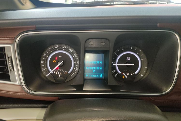 别克GL8 2017款 25S 舒适型 国V局部细节14