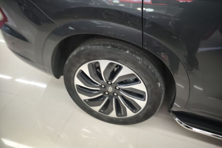 鸿蒙智行 问界M7 2022款 1.5T 后驱舒适版车身外观6008