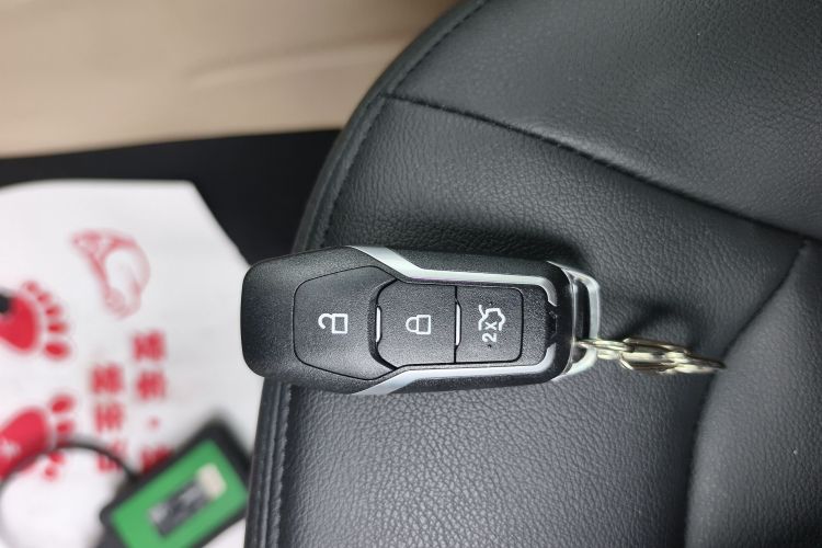 福特 锐界 2016款 EcoBoost 245 两驱精锐型 5座中控内饰7001