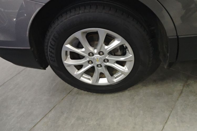 雪佛兰 探界者 2018款 535T 自动驰界版车身外观6008