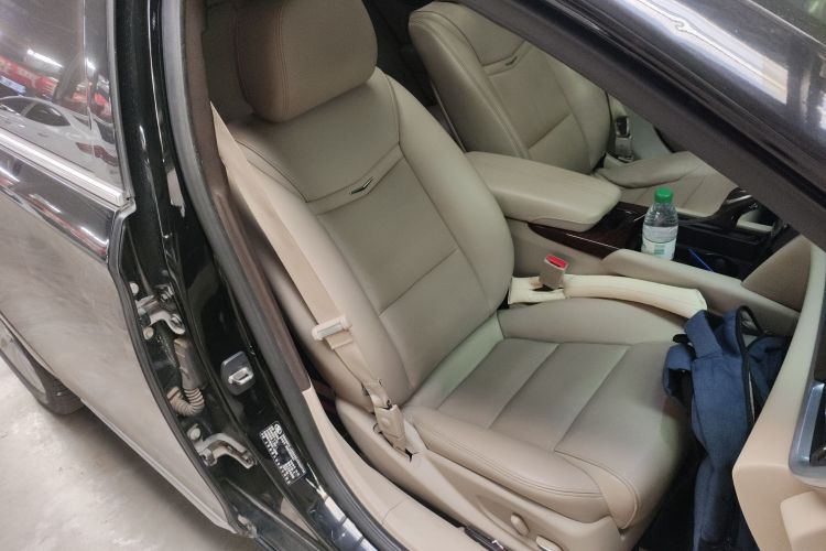 凯迪拉克XTS 2014款 28T 舒适型局部细节41