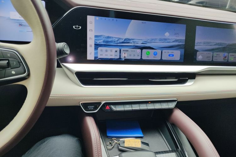 吉利汽车 星越L 2021款 2.0TD DCT EVO两驱尊贵型中控内饰16