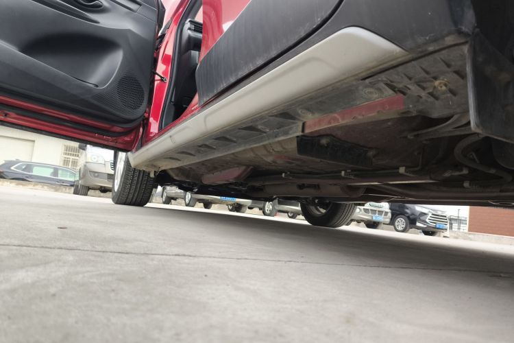 丰田 YARiS L 致炫 2020款 致炫X 1.5L CVT领先版局部细节9002