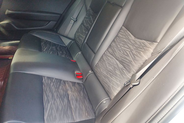 凯迪拉克ATS-L 2017款 28T 技术型中控内饰7004