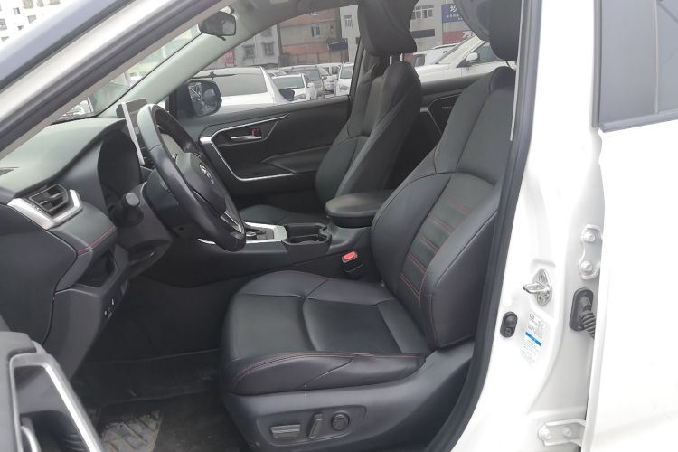 丰田 威兰达新能源 2021款 高性能版 2.5L 四驱劲擎版中控内饰19