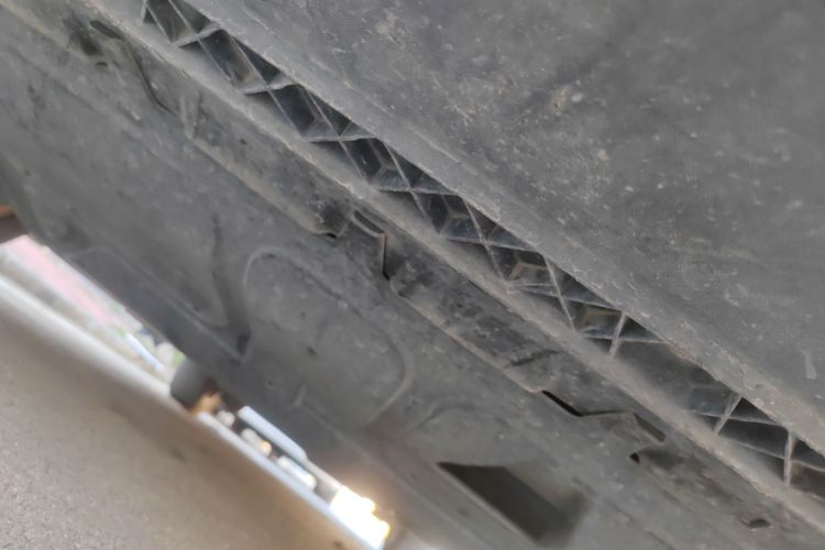 大众 朗逸 2017款 1.6L 自动舒适版局部细节9008