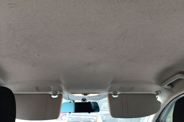 福特 福克斯 2013款 两厢经典 1.8L 手动基本型中控内饰22