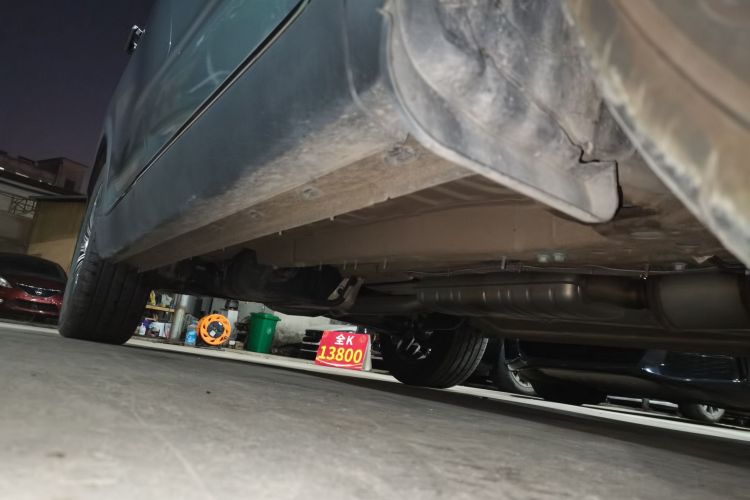 奇瑞 瑞虎8 L 2024款 2.0T 两驱尊贵版 5座局部细节9001