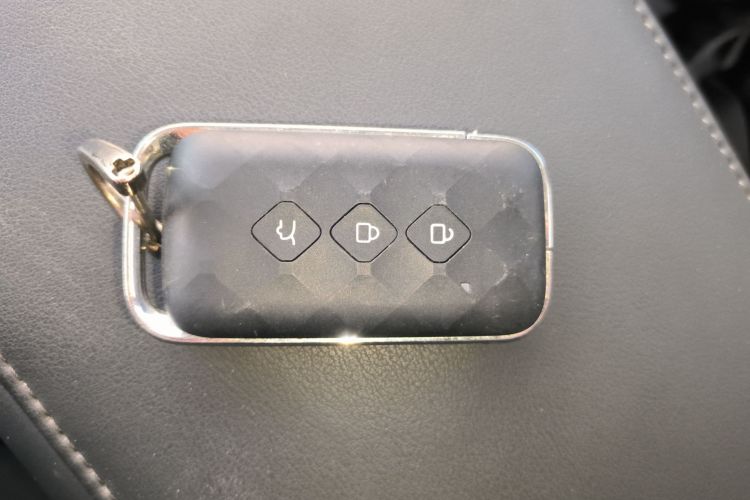 五菱汽车 五菱E5 2024款 410km 标准版中控内饰11