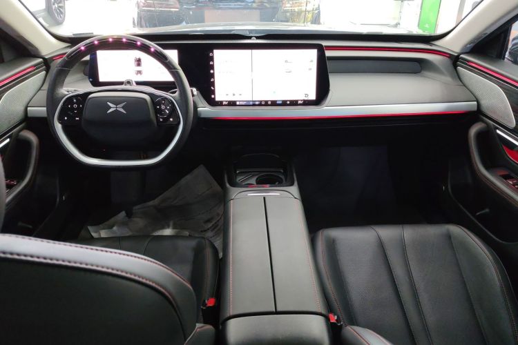 小鹏P7 2022款 625E中控内饰12