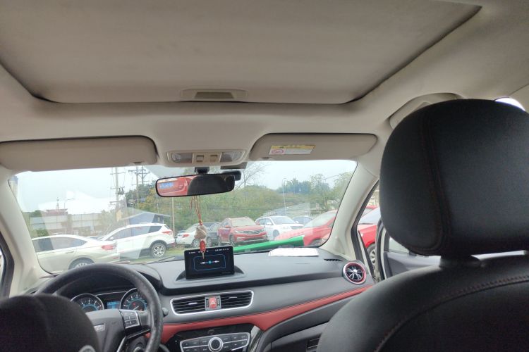 哈弗H1 2016款 改款 蓝标 1.5L 手动豪华型中控内饰22