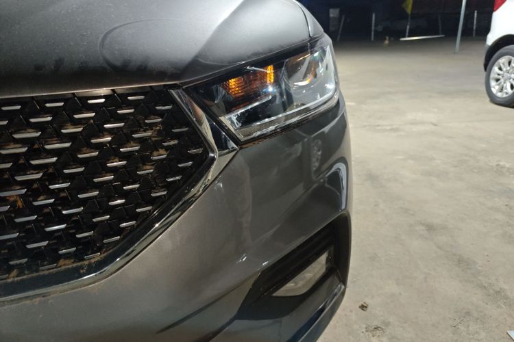 宝骏360 2019款 1.5L CVT豪华型 国VI车身外观36