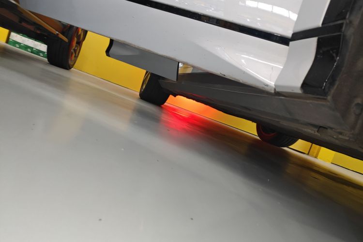 比亚迪 宋L EV 2025款 智驾版 662km 激光雷达卓越型局部细节9001