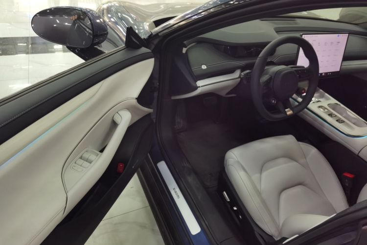 小米汽车 小米SU7 2024款 后驱标准创始版中控内饰20