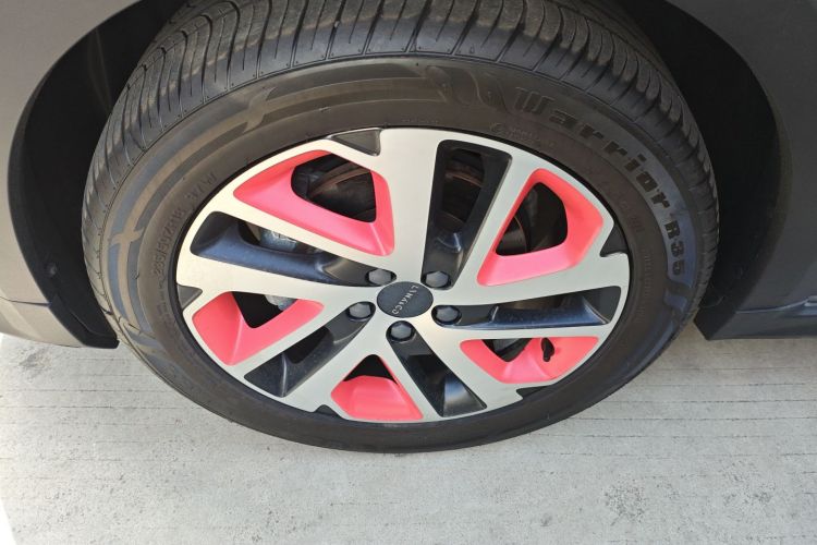 领克02 2021款 1.5TD DCT两驱耀 冠军版车身外观6007