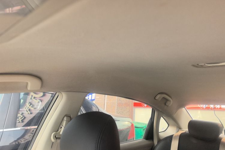 日产 轩逸 2012款 经典 1.6XE 手动舒适版局部细节22