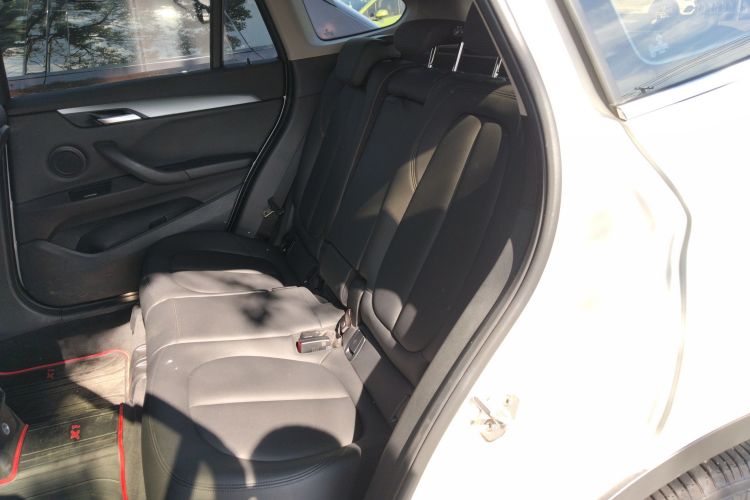 宝马X1 2018款 sDrive20Li 领先型中控内饰21