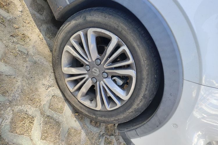 零跑汽车 零跑T03 2020款 400豪华版车身外观10