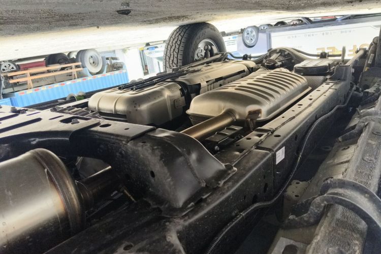 坦克300 2025款 2.4T 柴油版局部细节9001