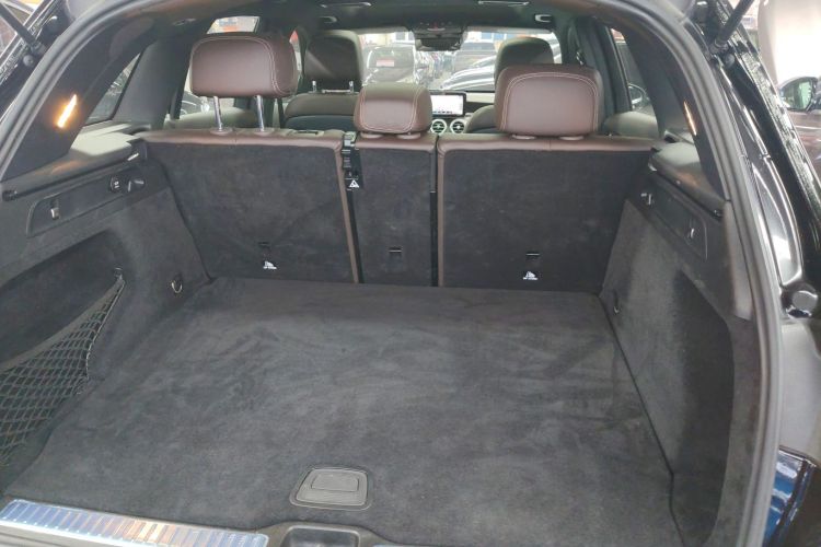 奔驰GLC 2021款 GLC 300 L 4MATIC 豪华型机舱底盘23