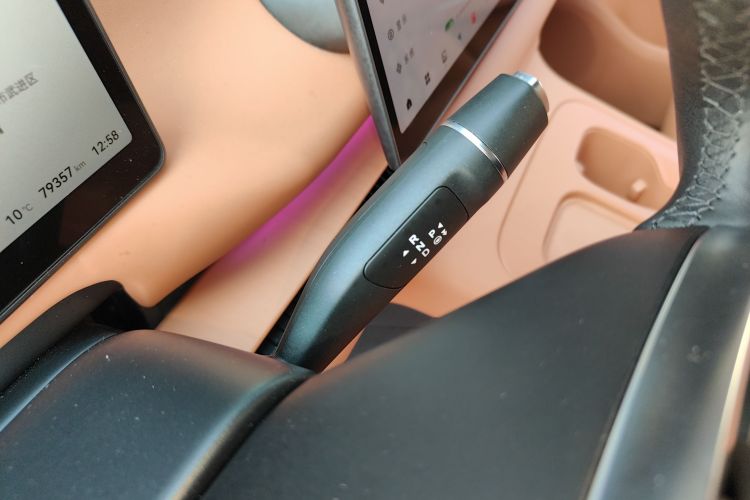 零跑汽车 零跑C10 2024款 210智享版局部细节18