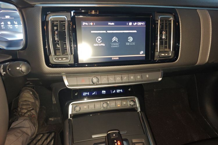 雪铁龙C6 2020款 400THP 豪华型中控内饰16