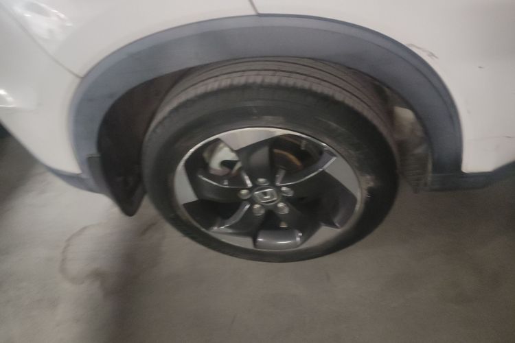 本田 缤智 2017款 1.8L CVT两驱先锋型车身外观6008