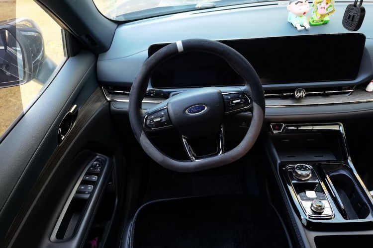 福特 领睿 2022款 改款 EcoBoost 170 尊领型中控内饰13