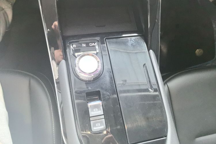 哈弗H6 2022款 第三代 1.5T 自动两驱Pro中控内饰18