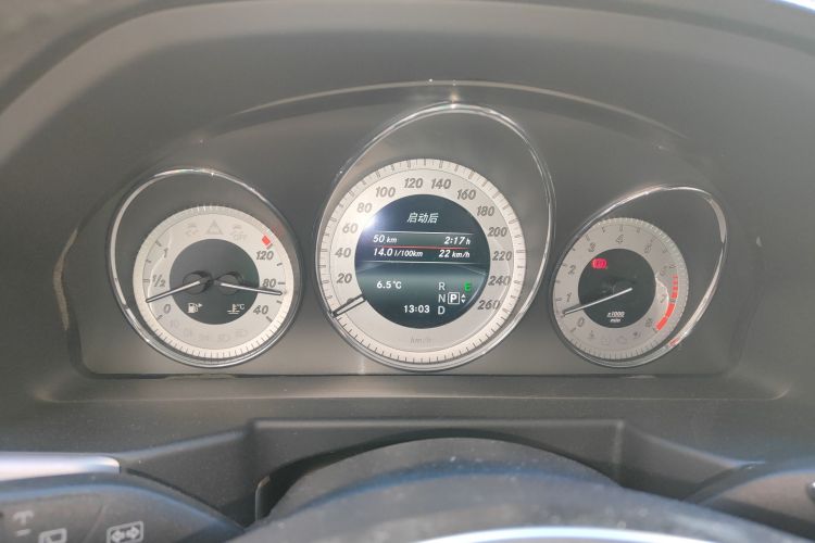 奔驰GLK级 2015款 GLK 300 4MATIC 时尚型 极致版局部细节14