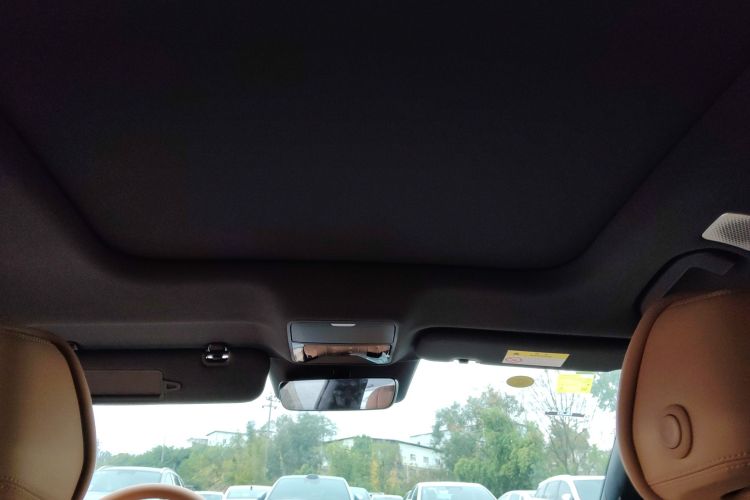 比亚迪 汉L 2025款 DM-p 四驱激光雷达旗舰型中控内饰22