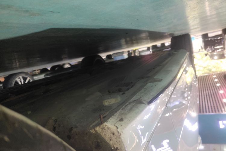 奔驰C级 2024款 C 260 L 皓夜运动版局部细节9001