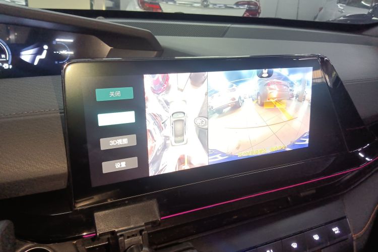 长安UNI-V 2023款 1.5T 尊贵型局部细节16